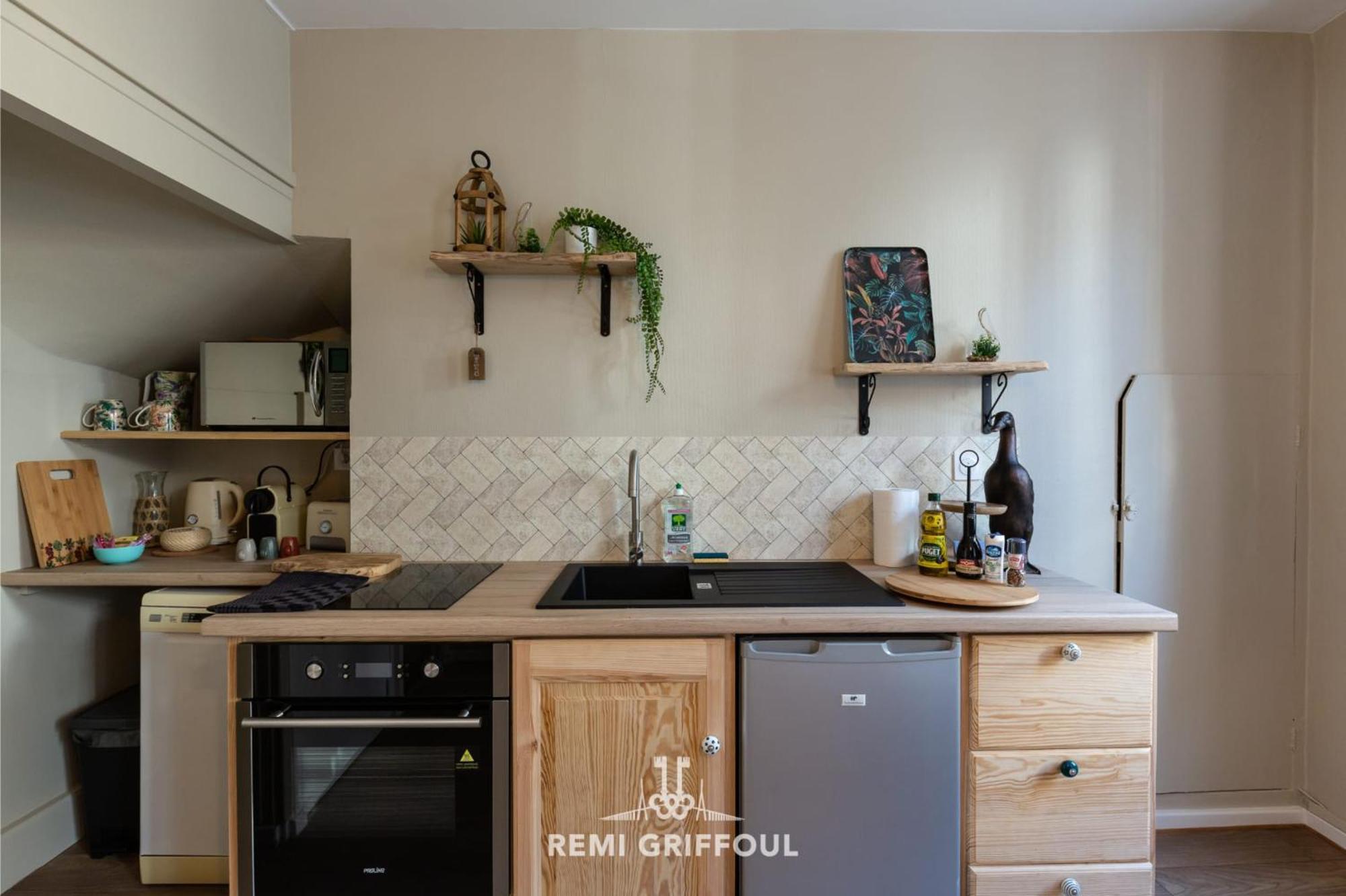 Emeraude Cozy Nest 3 Heart Of Historic District 2 Guests أونفلور المظهر الخارجي الصورة